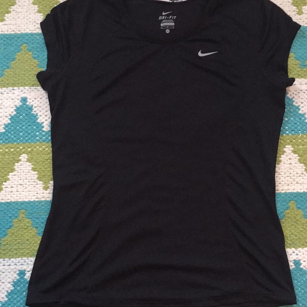 NIKE DRI-FIT SHIRT